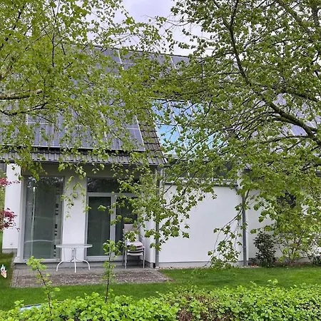 Modernes Haus Am Mit Panoramablick & Terrasse 펠트베르크