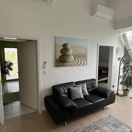 Modernes Haus Am Mit Panoramablick & Terrasse * 펠트베르크