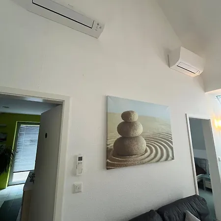 Modernes Haus Am Mit Panoramablick & Terrasse 펠트베르크